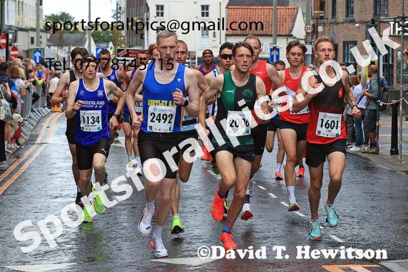 Darlington 10k, 2025 Darlington 5k 10k and Junior 3k Road Race. Photo: David T. Hewitson/Sports for All Pics